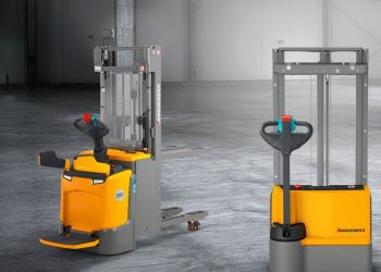 stage-electric-pallet-stackers